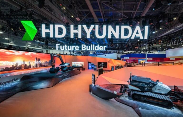 Hyundai CONCEPT OF THE AI X EXCAVATOR